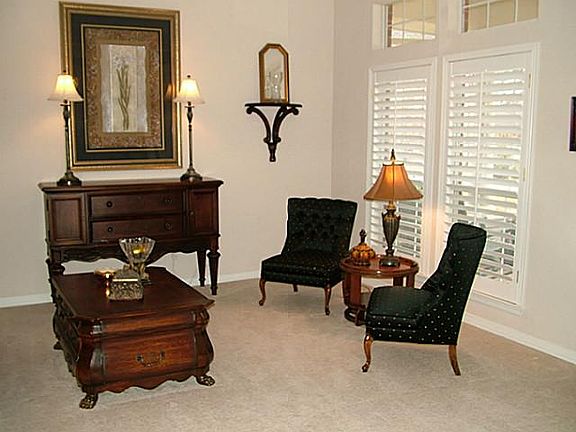 3rd image of 604 Lasater Ct