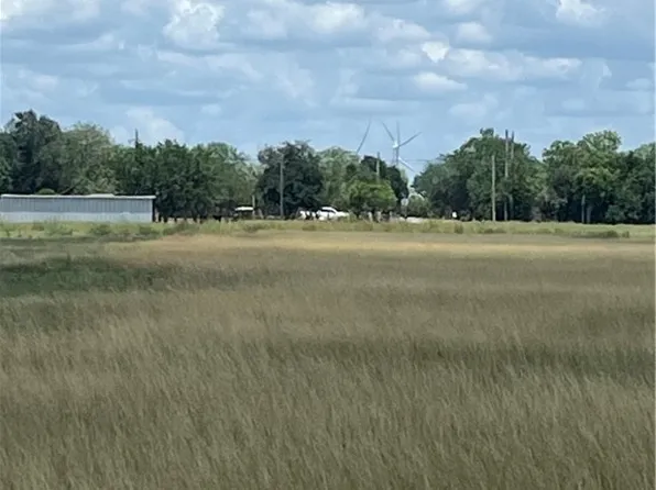 Fm 673, Pawnee, TX 78145