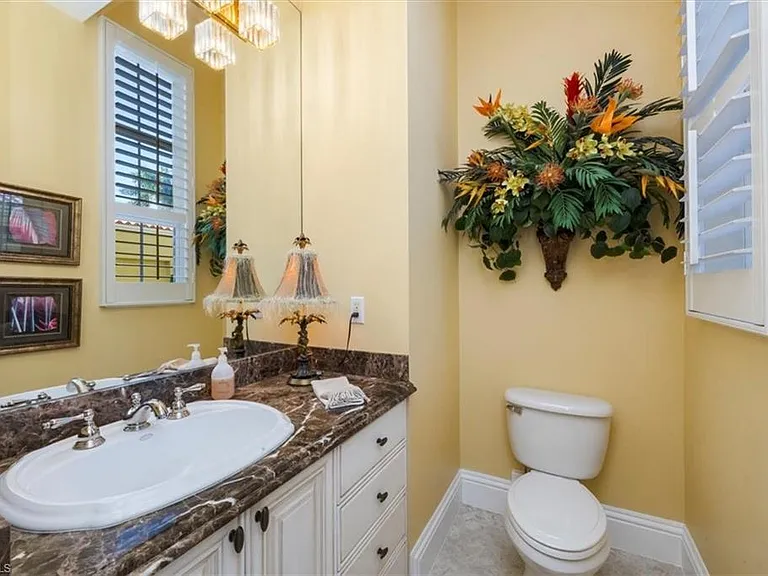8535 Bellagio Dr — Photo 18