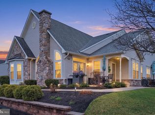 267 Shady Brook Dr #238, Langhorne, PA 19047