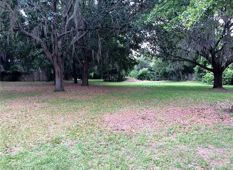 2nd image of Lake Deeson Point