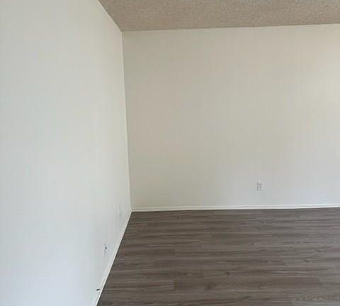 4th image of 752 W Dryden St APT 102