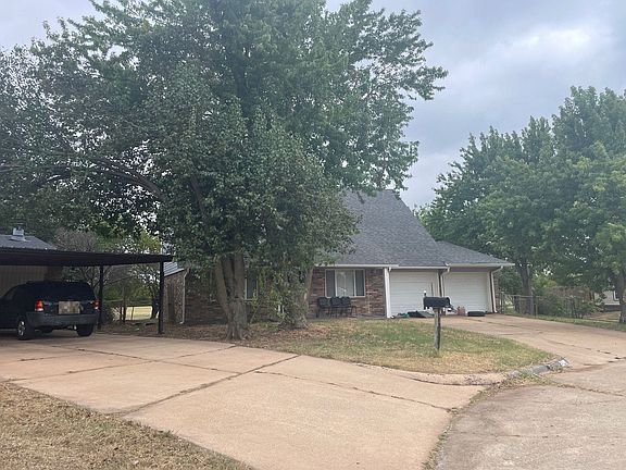 3rd image of 900 Craig Dr