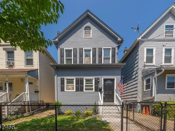 576 Walnut St, Elizabeth, NJ 07201