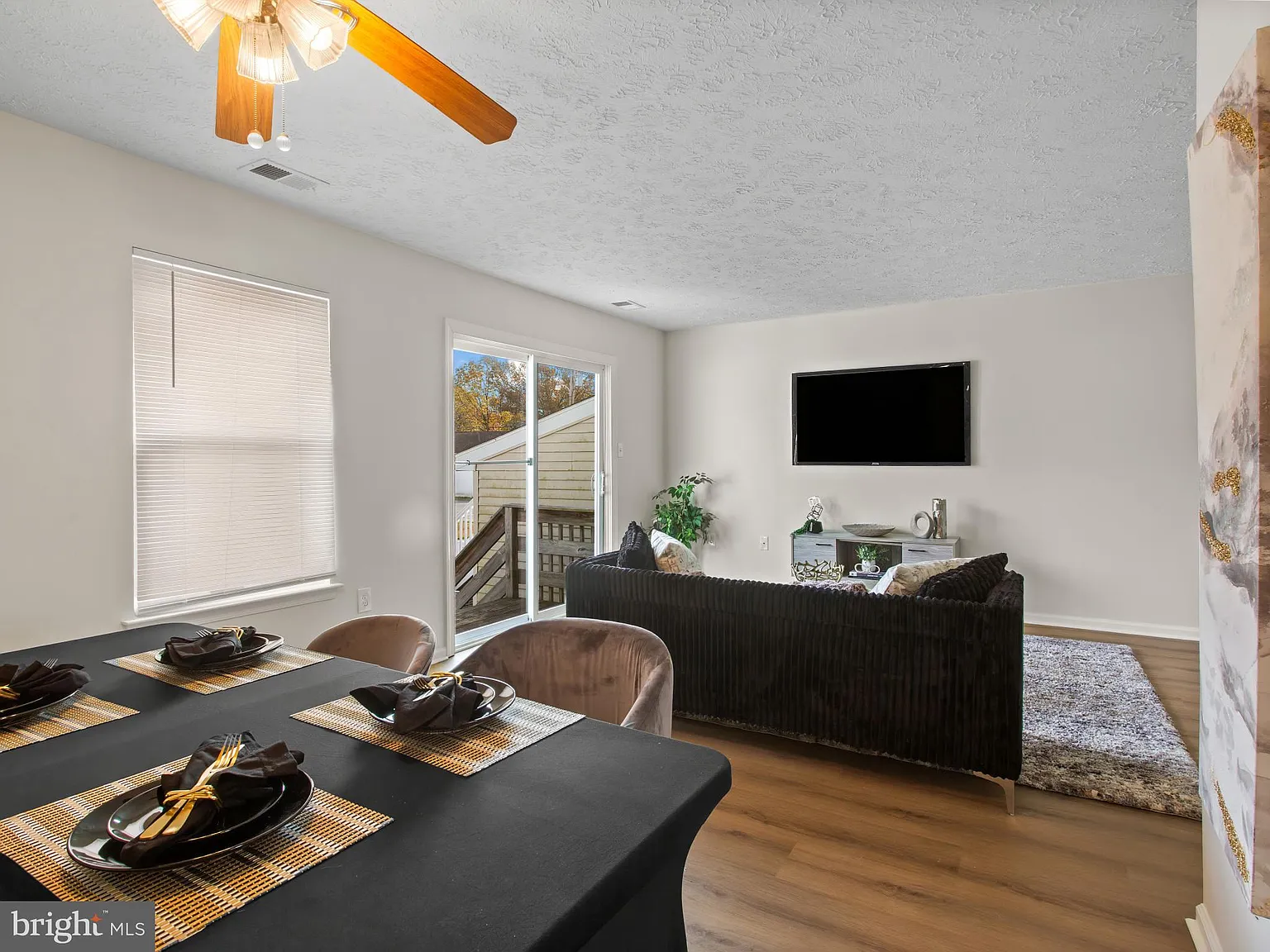 33 Park Square Dr photo 1