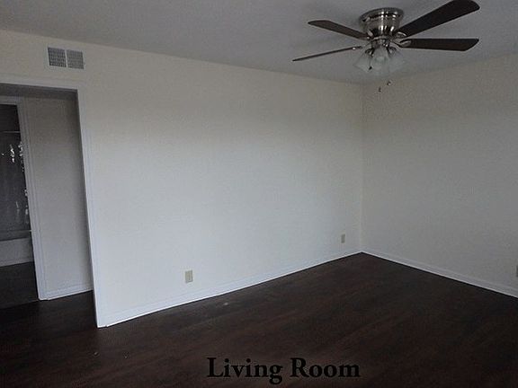 2nd image of 500 Skyline Dr APT 92