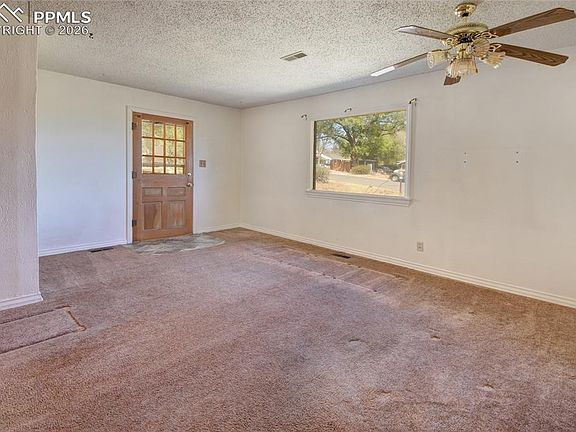 4th image of 519 W San Miguel St