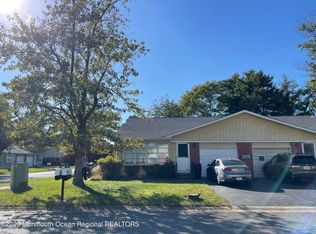 14 Yorktowne Pkwy #A, Manchester Township, NJ 08759