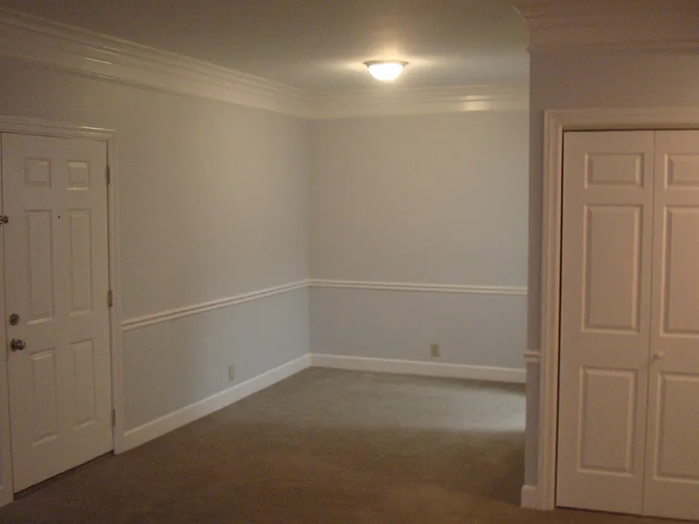320 Sloan Rd — Photo 4