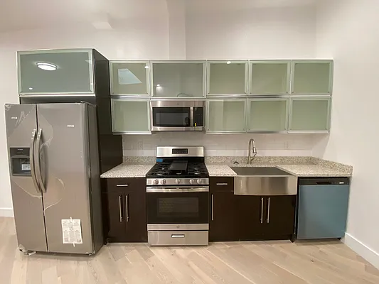 Rented by Redefined Real Estate | media 4