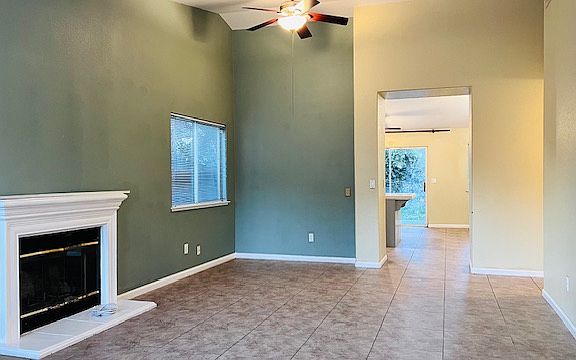 5th image of 2172 Beatty Way