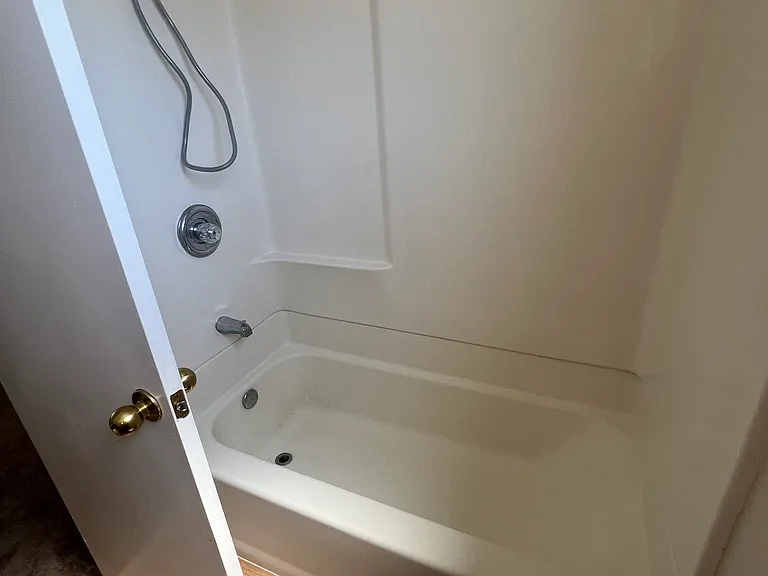 1512 Willard Garden Ct — Photo 14