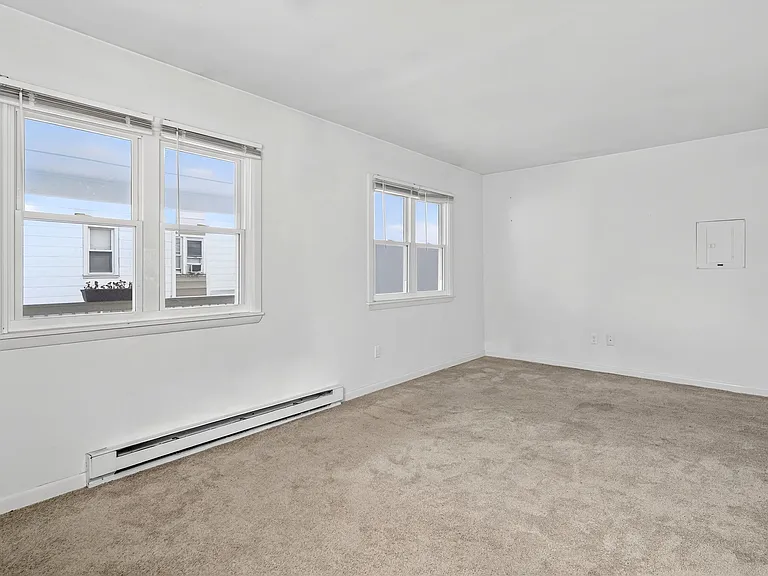 321 N Fulton St #2 — Photo 5