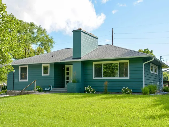 1330 N Orchard Dr, Traverse City, MI 49686