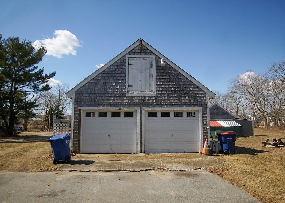 132 Weeden Rd, Fairhaven, MA 02719 Zillow