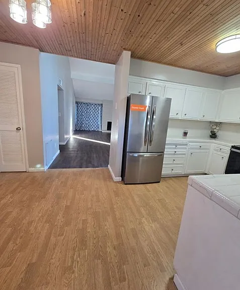 617 W Granger Ave #1 — Photo 6