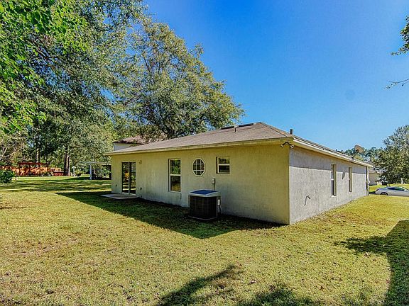 4th image of 8033 Misty Meadows Ct N