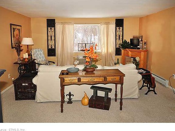 3rd image of 21B Carillon Dr