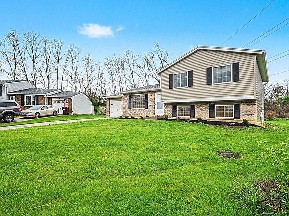 3rd image of 4083 Farmwood Ct