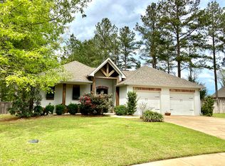 145 Hampton Rdg, Madison, MS 39110