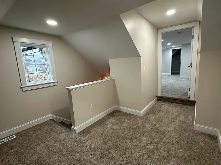 242 Varney Mill Rd — Photo 10