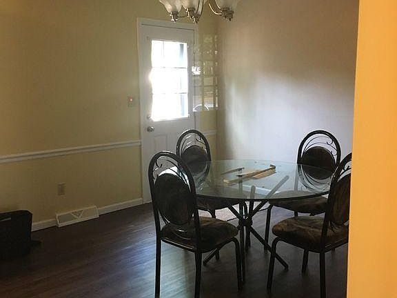 3rd image of 6066 Applecrest Ct #D
