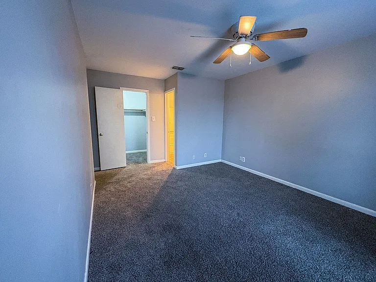 Wyndham Hill Apartments conveniently located in Southeast Tyler — Photo 37
