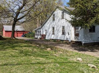 10471 Kent Ave NE, Hartville, OH 44632