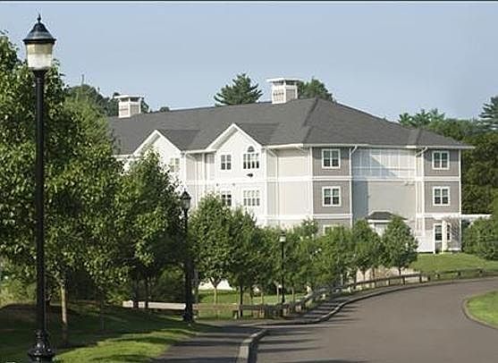 1st image of 1034 Hilltop Dr
