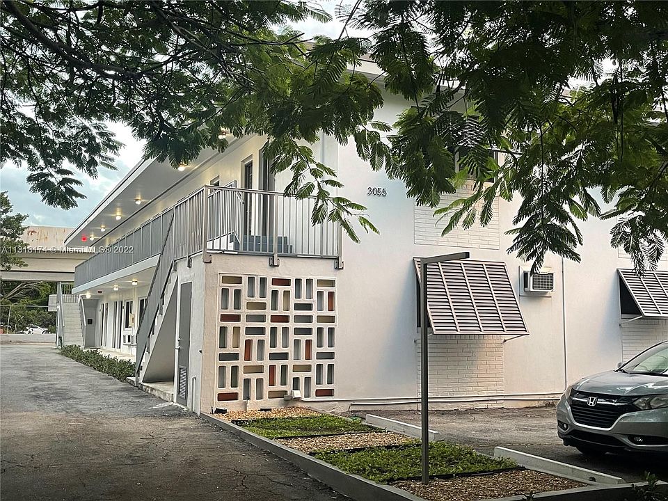 1st image of 3055 SW 1st Ave #201