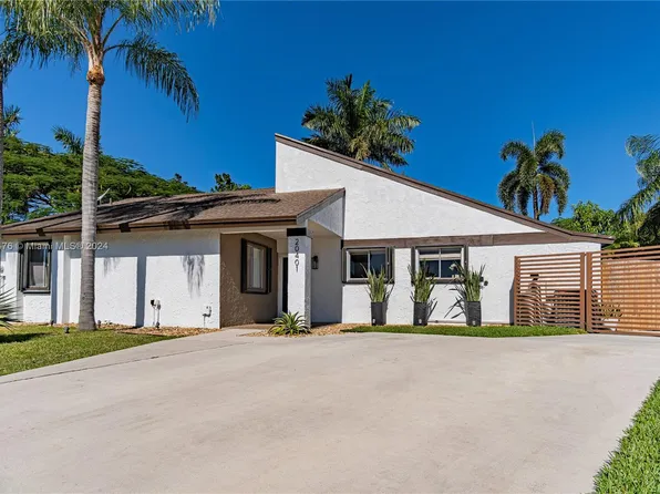 20401 SW 125th Ave, Miami, FL 33177