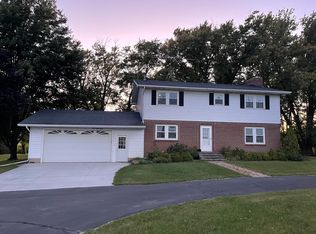 1505 County Road 5 SW, Byron, MN 55920