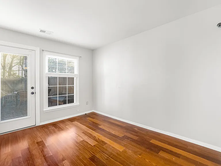 8418 Knights Bridge Rd — Photo 10