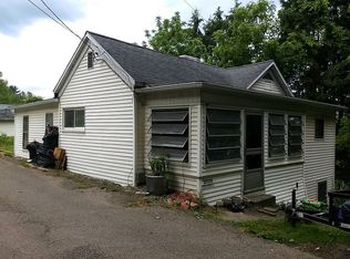 23230 W 23rd St, Bellaire, OH 43906