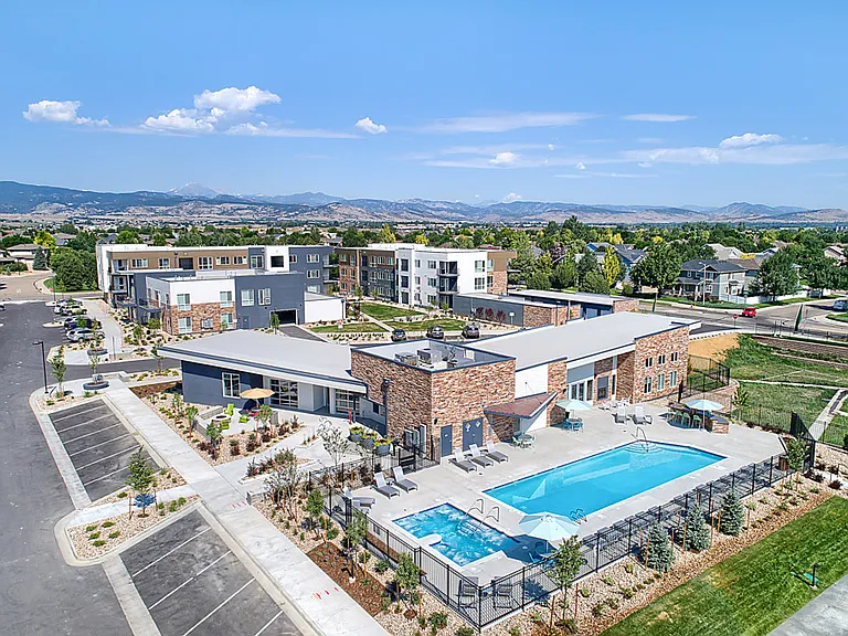 Verra West — Photo 2