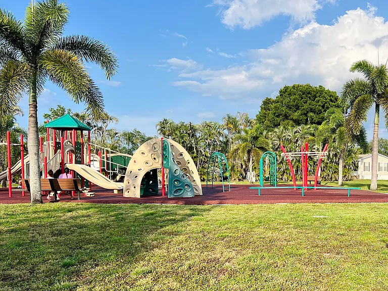 183 Plantation Blvd — Photo 26