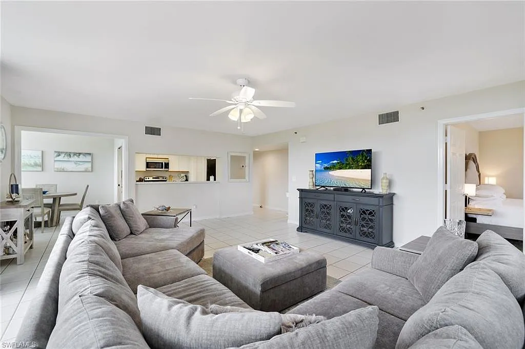 3 bed, 2.0 bath, 1514 sqft, $12,500 — Photo 3