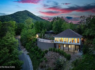 3955 Denton Ct, Sevierville, TN 37862