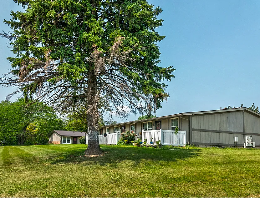 Riverview Estates — Photo 1