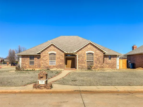 646 SW Crescent Cir, Oklahoma City, OK 73110