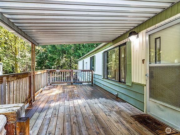 3rd image of 1317 94th Drive SE
