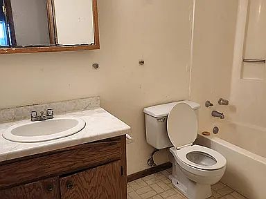 2nd image of 520 13th St S APT 3