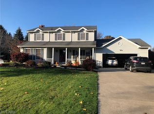 3157 Robin St, Ravenna, OH 44266