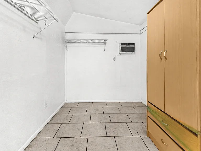 4834 13th Ave S — Photo 15