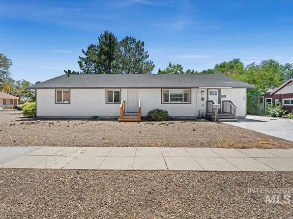 575 E 2 S, Mountain Home, ID 83647