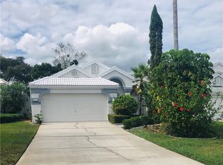 1105 El Portico Ln, Spring Hill, FL 34608