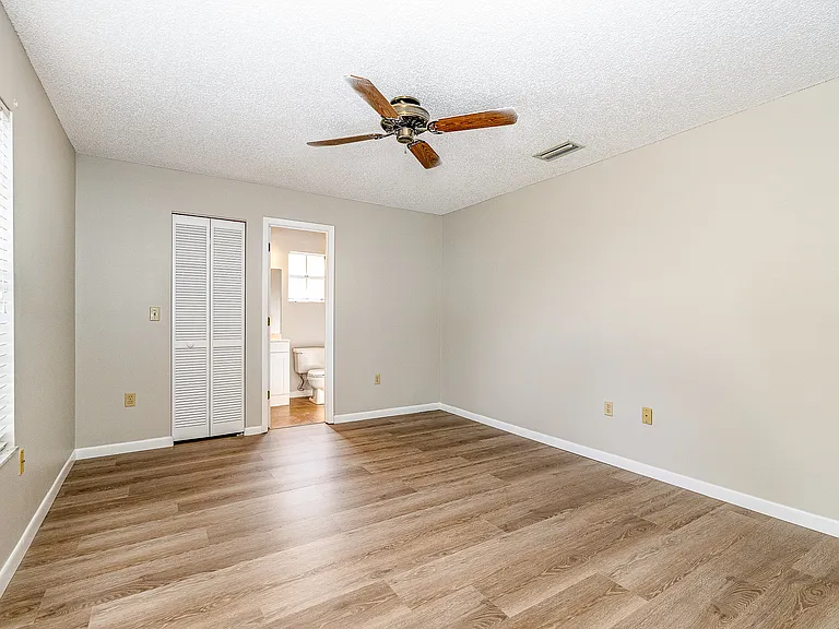 1112 Malone St NW — Photo 18