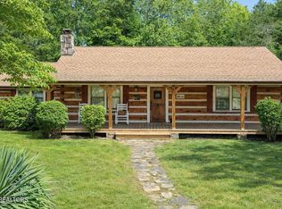 139 Windsor Rd, Fairfield Glade, TN 38558