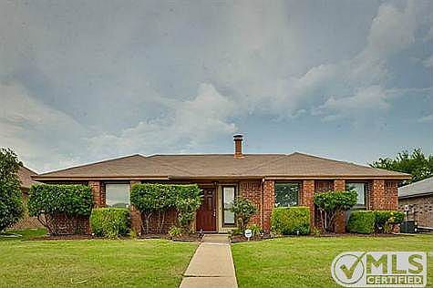 2nd image of 2605 El Paso Way