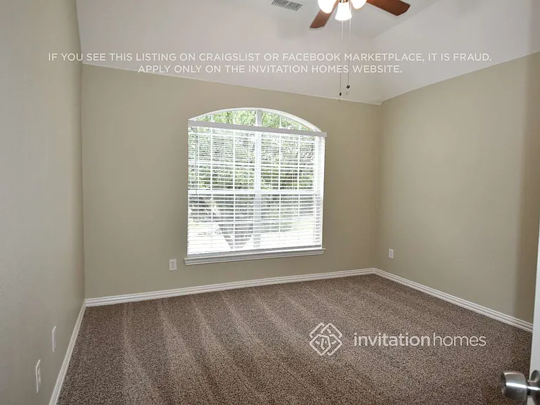 636 Shire Way — Photo 17